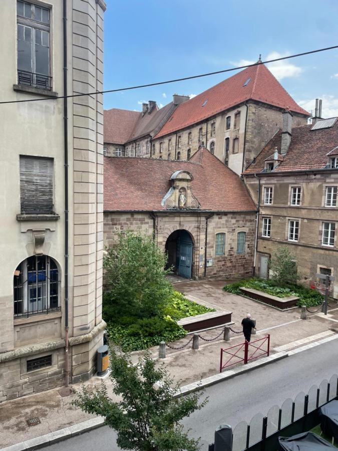 F1 Centre Historique Saint Valbert Luxeuil-les-Bains Bagian luar foto